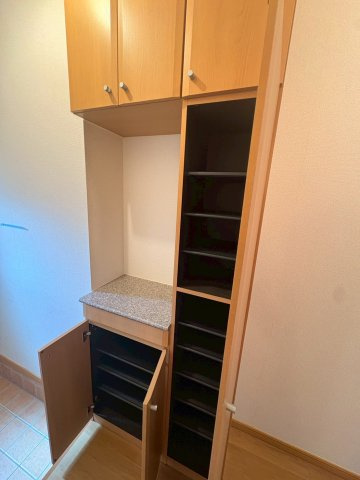 キャビン誠の収納