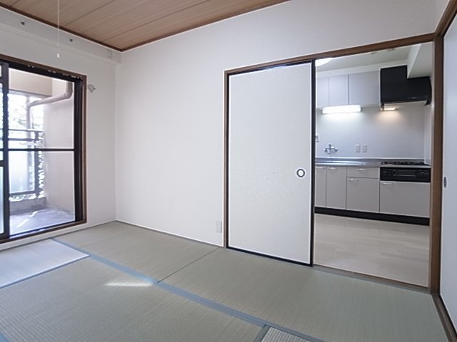 神戸市須磨区戸政町４丁目の賃貸マンション
