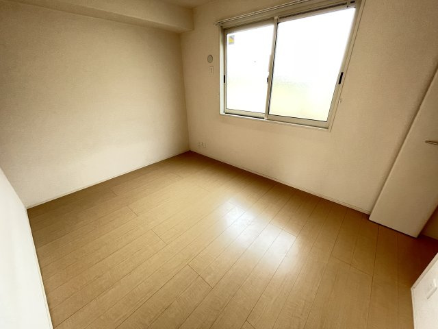 エクセレントヒル　Ⅰ棟の寝室