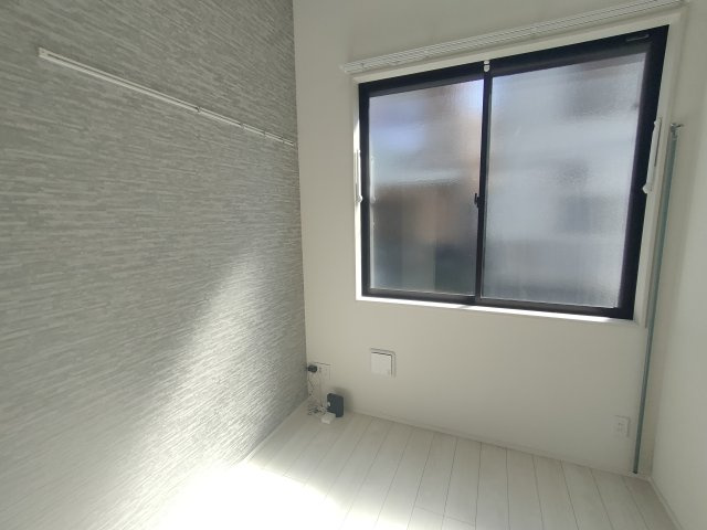 ブランディーユ新小岩の洋室