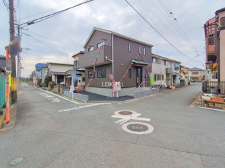 【前面道路含む現地写真】 | 完成（撮影：'25/03/11)