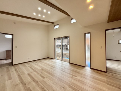 【居間・リビング】