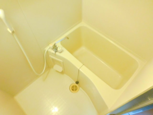 T’sSQUARE野見町の浴室