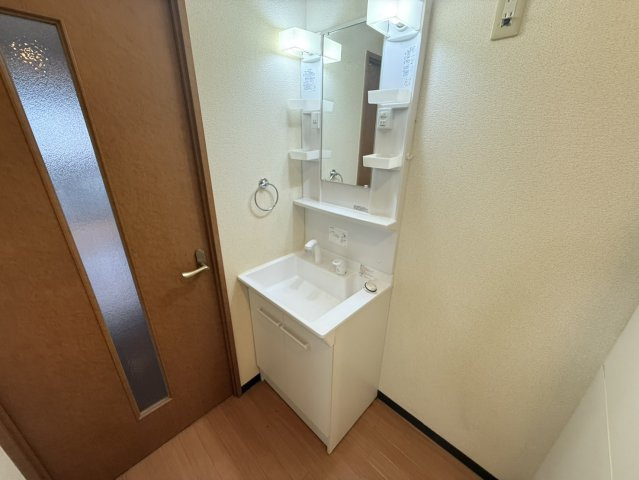 プランドール住吉の洗面所