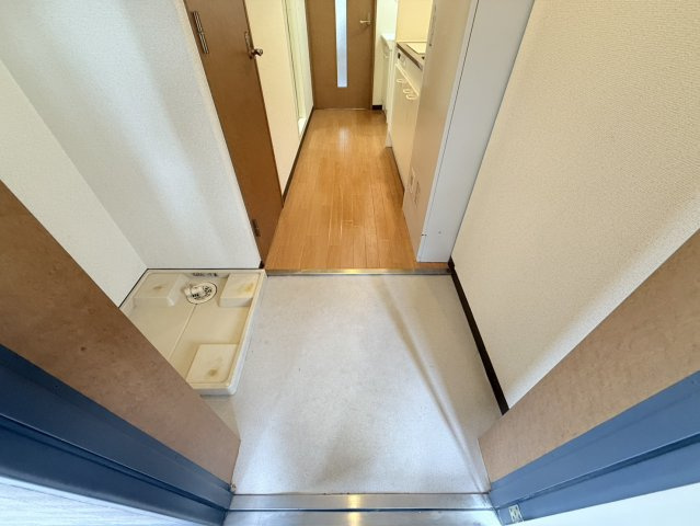 プランドール住吉の玄関
