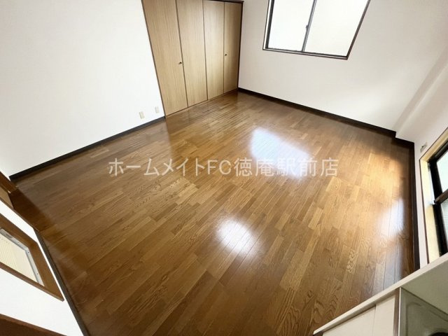 東大阪市稲田本町３丁目の賃貸マンションの居間・リビング