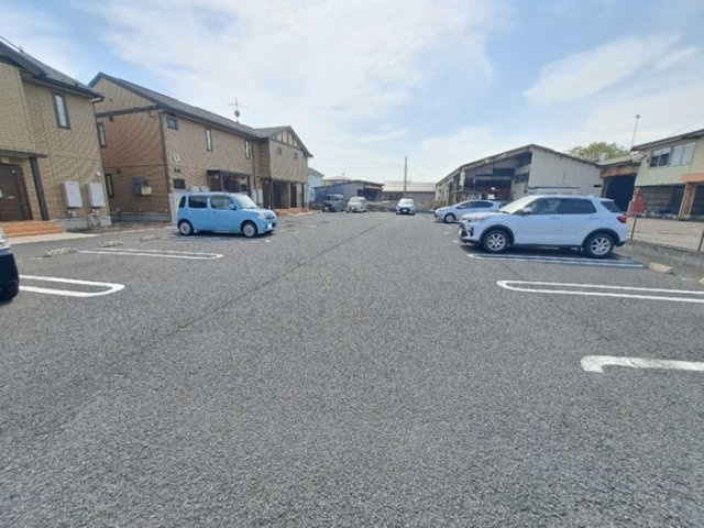【駐車場】 | ドムスレジーナA