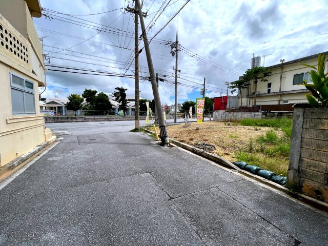 北谷町宮城　売土地　2号地の前面道路含む現地写真|2024/10/5　現地写真