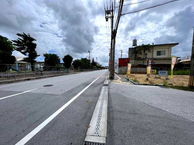 北谷町宮城　売土地　2号地の前面道路含む現地写真|2024/10/5　現地写真
