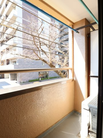 髙木ビルのバルコニー