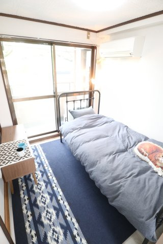 髙木ビルの洋室