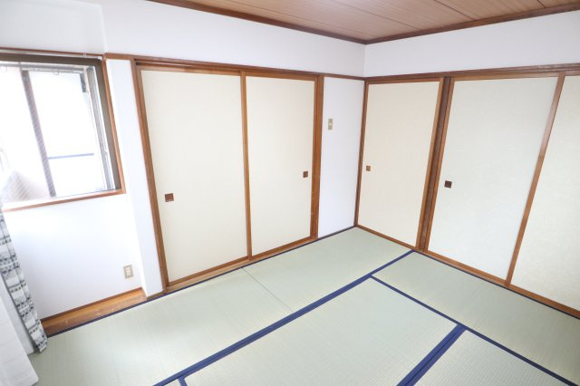 髙木ビルの和室