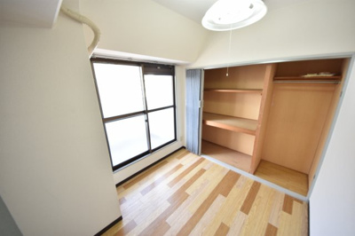 【洋室】 | SANKO ラフィーネ三宮