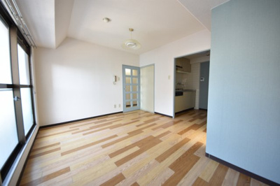 【居間・リビング】 | SANKO ラフィーネ三宮