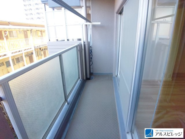 コスモ鶴瀬ステーションスクエアのバルコニー