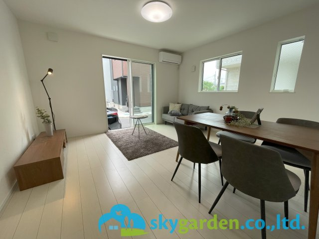 茅ヶ崎市今宿　中古戸建　全4棟4号棟の居間・リビング