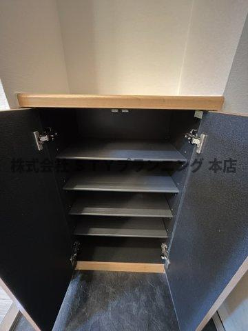 仲介手数料０円！リアライズ記念橋の収納