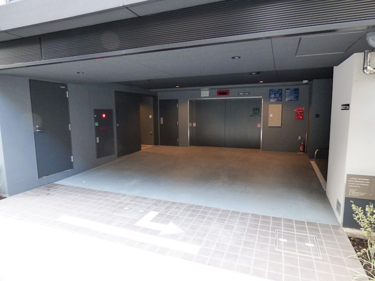 【エントランス】ザ・パークハビオ横浜関内 