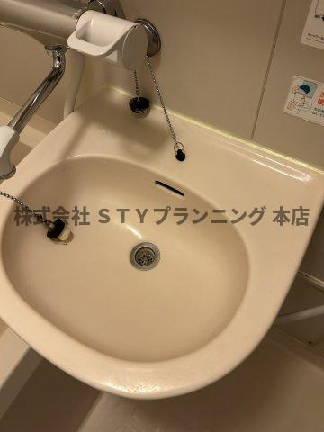 仲介手数料０円！アーバンライフヤマゼンの洗面所