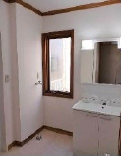 中古戸建　熊谷市瀬南35-12（リフォーム住宅）の独立洗面台