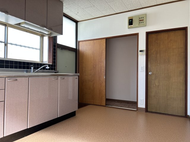 大谷町戸建てのキッチン