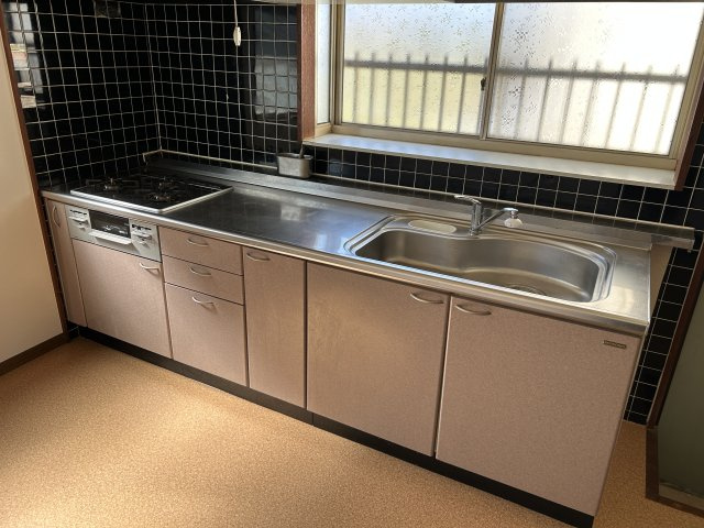 大谷町戸建てのキッチン