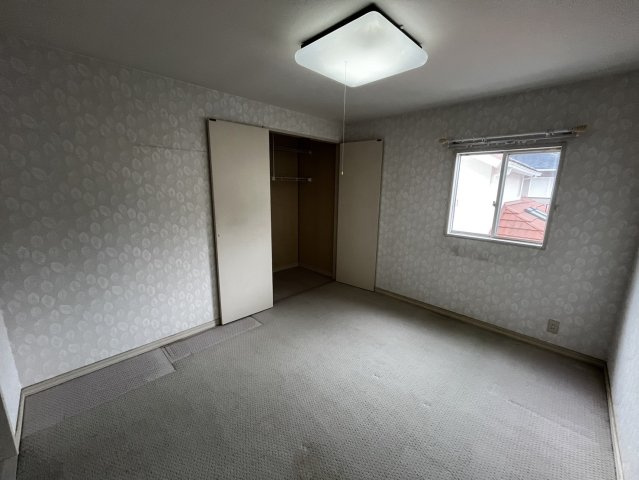 ひのき坂二丁目の洋室