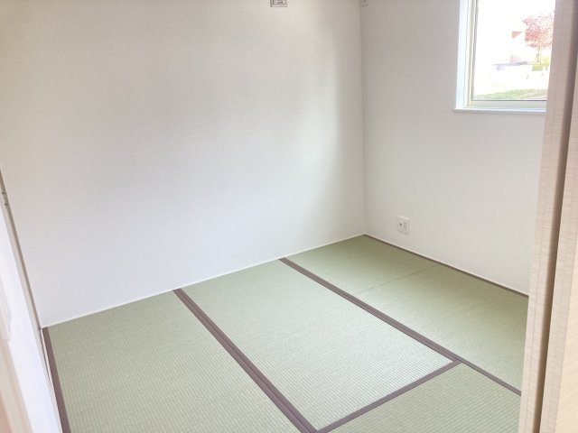 リナージュ前橋南町２丁目24-1期 　4号棟の和室|１階4.5帖　和室です