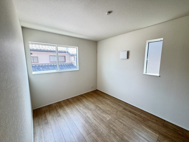 リナージュ前橋南町２丁目24-1期 　4号棟の洋室|2階洋室➀です