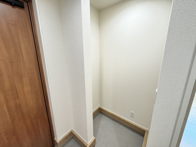 リナージュ前橋南町２丁目24-1期 　4号棟の玄関|玄関にはシューズインクロークがあります！
ベビーカーの収納なども可能ですよ！