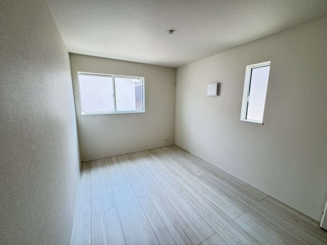 リナージュ前橋南町２丁目24-1期 　2号棟の洋室|2階洋室③です