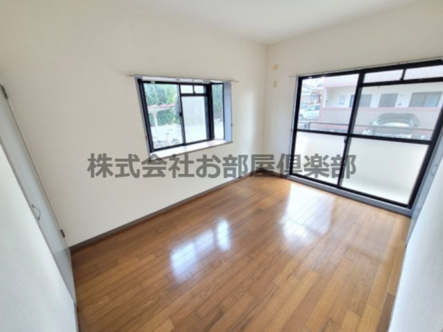 山口第一ビルの洋室|使い勝手のいい洋室です