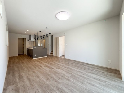 【居間・リビング】