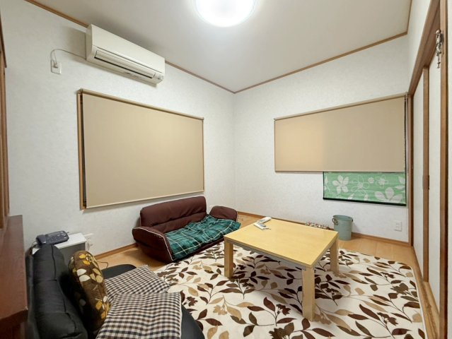 岸和田市尾生町2丁目　中古戸建の洋室