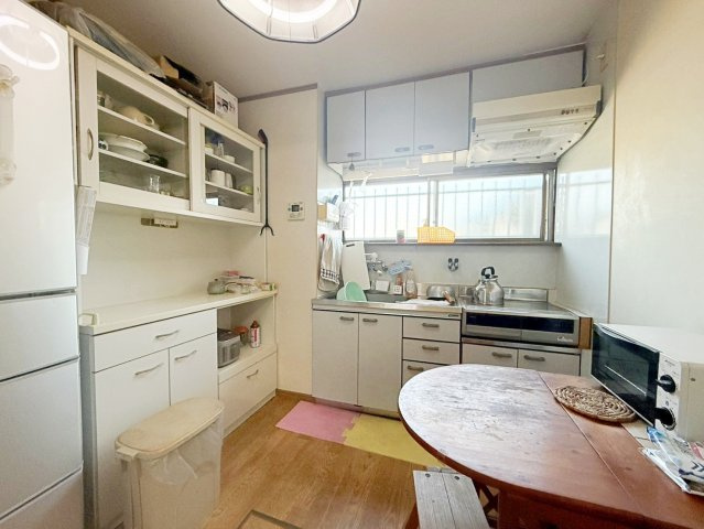 岸和田市尾生町2丁目　中古戸建のキッチン