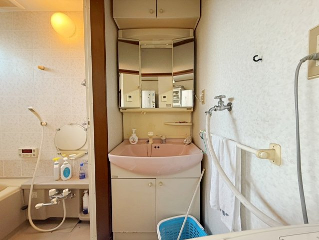 岸和田市尾生町2丁目　中古戸建の洗面所