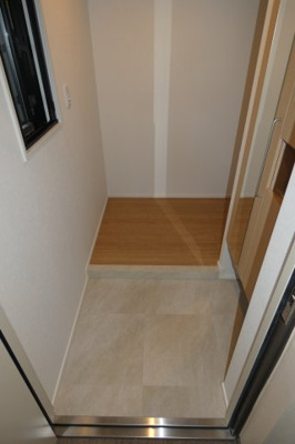 【玄関】 | コートデルトゥール昭島 | シューズボックスのある玄関です