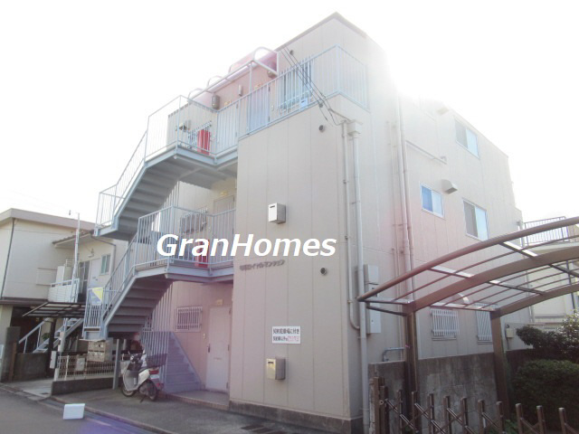 明石ロイヤルマンションの外観