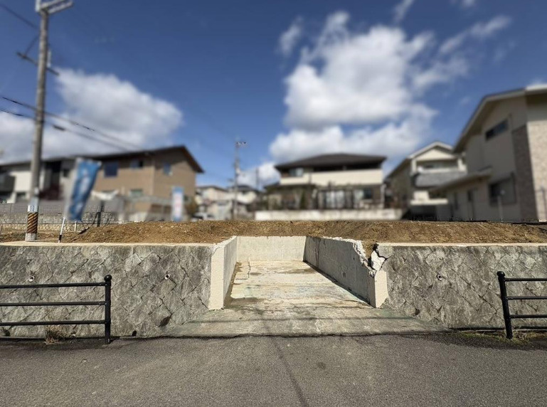 箕面市粟生外院４丁目　土地の外観