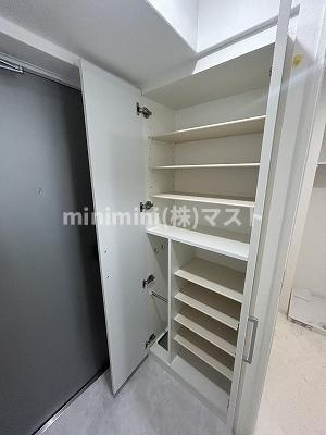 ビガーポリス486与力町公園Ⅱの玄関