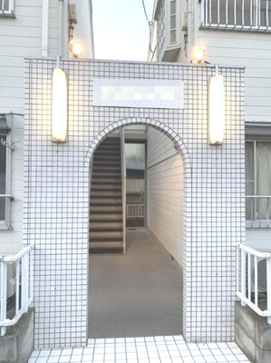 【エントランス】 | アップルハウス | 毎日通るエントランスはこのようになっています