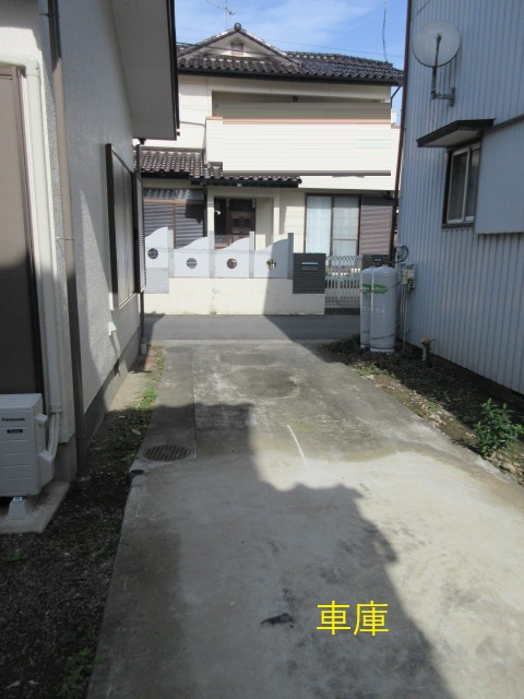 中古戸建　熊谷市別府2-94（リフォーム住宅）の駐車場