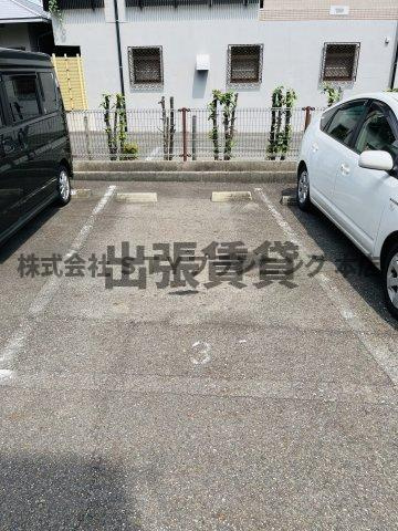 仲介手数料0円！エクセレント栄光の駐車場