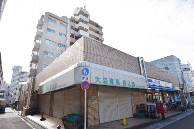 【現況写真】 | グランドメゾン大森山王 | 手入れの行き届いた外壁やエントランスなど、「見ればわかる」レベルで清潔感を保ったマンションです。築年数を感じさせない姿で皆様をお出迎えします。～即日のご見学可能～　お問合せはお気軽にどうぞ。