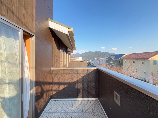 室見が丘１丁目　戸建の展望|東に油山が見えます。