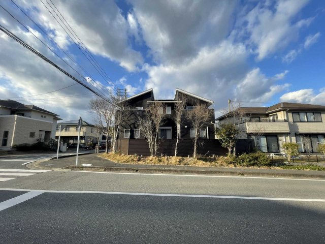 室見が丘１丁目　戸建の外観|フェンスも新設されています。