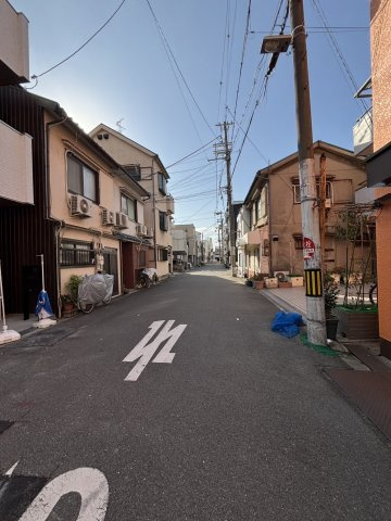 旭区中宮３丁目新築戸建の前面道路含む現地写真