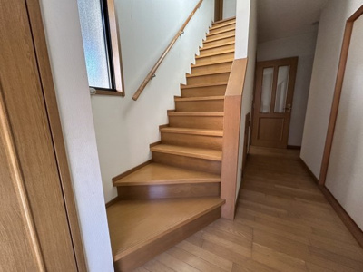 【エントランス】 | ハイムオリーブ | 建物の内部です