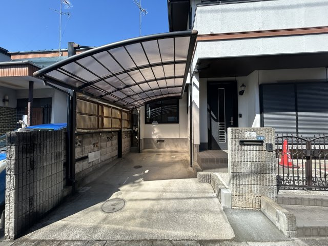 ハイムオリーブの駐車場|車をお持ちの方に嬉しい駐車場付きの物件です