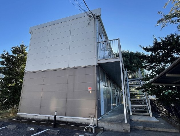 レオパレスフロイデの外観